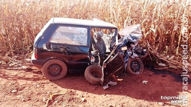 Acidente em estrada rural deixa dois em estado grave em MS