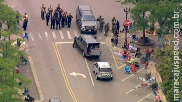 Após perseguição de 8 horas, polícia prende atirador de Illinois Após perseguição de 8 horas, polícia prende atirador de Illinois