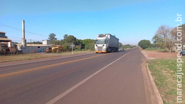 Caminhoneiro é sequestrado e mantido em cárcere por bandidos em Campo Grande Caminhoneiro é sequestrado e mantido em cárcere por bandidos em Campo Grande