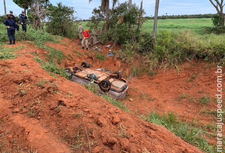 Duas turistas morrem após táxi capotar entre Bonito e Jardim