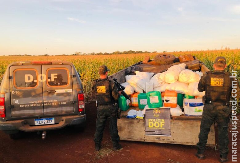 Homem é preso levando mais de R$ 3,8 milhões em defensivos agrícolas contrabandeados Homem é preso levando mais de R$ 3,8 milhões em defensivos agrícolas contrabandeados
