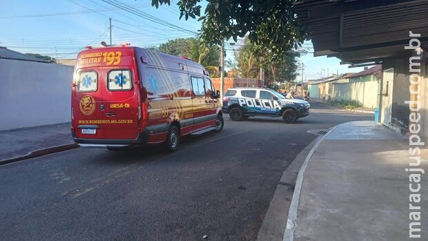 Jovem toma três facadas em assalto no Itanhangá Park Jovem toma três facadas em assalto no Itanhangá Park