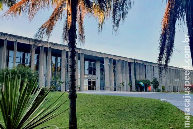 Lei altera limite salarial da Assembleia Legislativa de MS Lei altera limite salarial da Assembleia Legislativa de MS