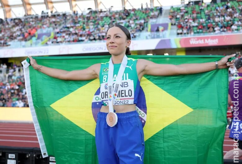 Letícia Oro Melo é bronze no salto em distância no Mundial Letícia Oro Melo é bronze no salto em distância no Mundial