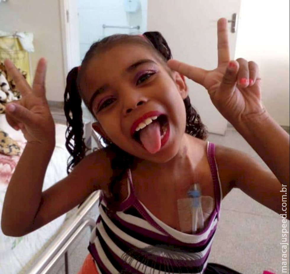 Menina de 7 anos que pediu rim de presente em cartinha ao Papai Noel morre na fila de transplante