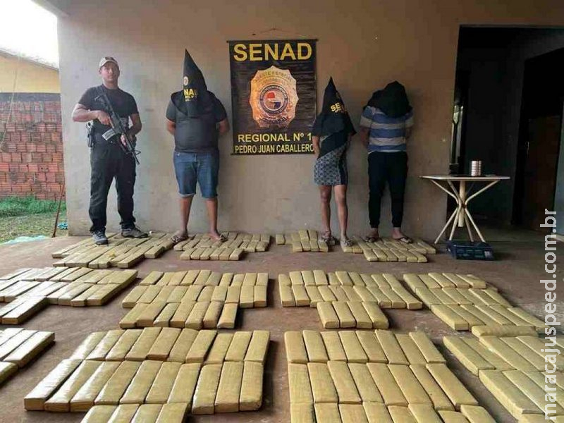 Operação na fronteira prende dois brasileiros e um paraguaio com maconha escondida em casa Operação na fronteira prende dois brasileiros e um paraguaio com maconha escondida em casa