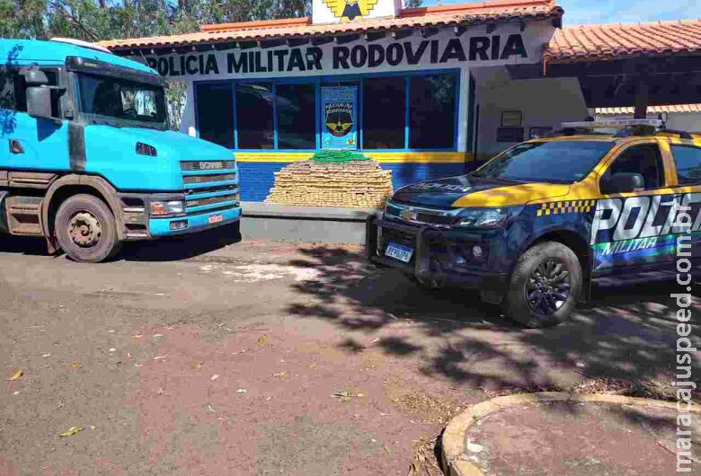 Polícia apreende carga de maconha avaliada em mais de R$1,1 milhão Polícia apreende carga de maconha avaliada em mais de R$1,1 milhão
