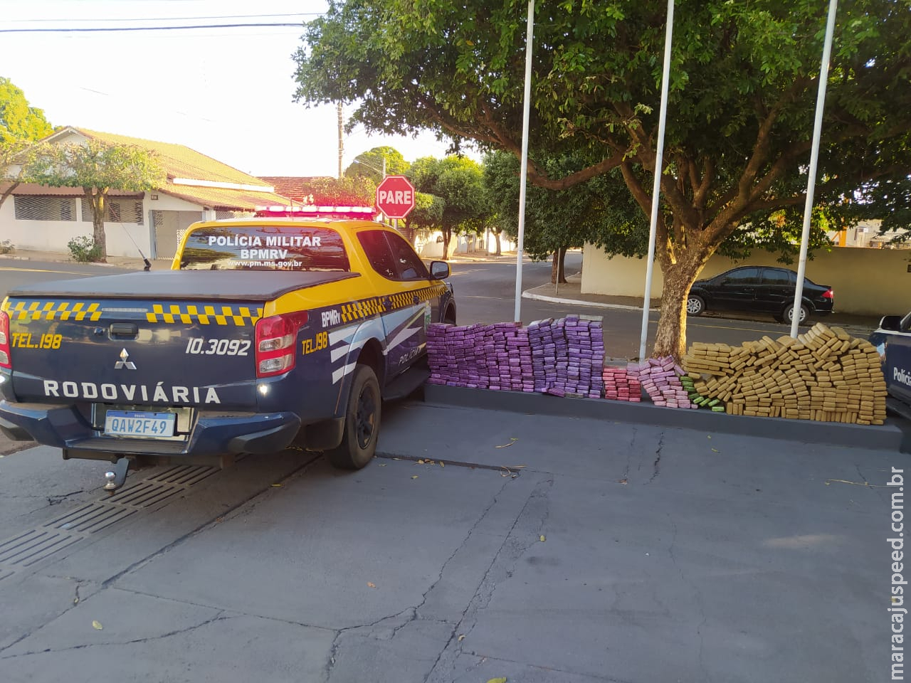 Polícia Militar Rodoviária em conjunto com Polícia Militar e Civil de Brasilândia apreende carga de maconha na MS-395 Polícia Militar Rodoviária em conjunto com Polícia Militar e Civil de Brasilândia apreende carga de maconha na MS-395