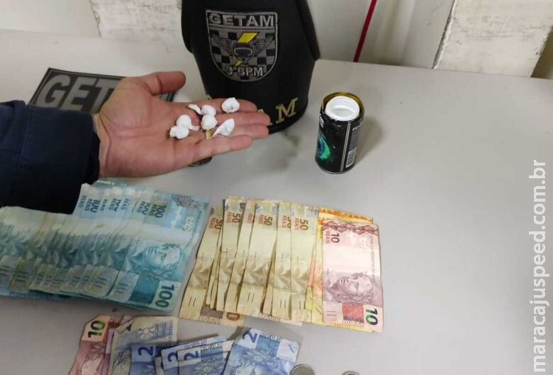 Preso por tráfico escondia porções de cocaína em frasco de desodorante Preso por tráfico escondia porções de cocaína em frasco de desodorante