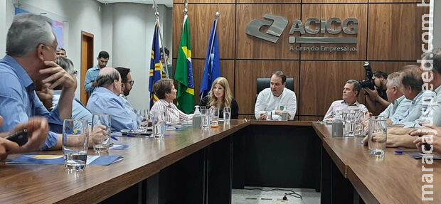 Tereza Cristina participa de reunião com lideranças empresariais na ACICG 