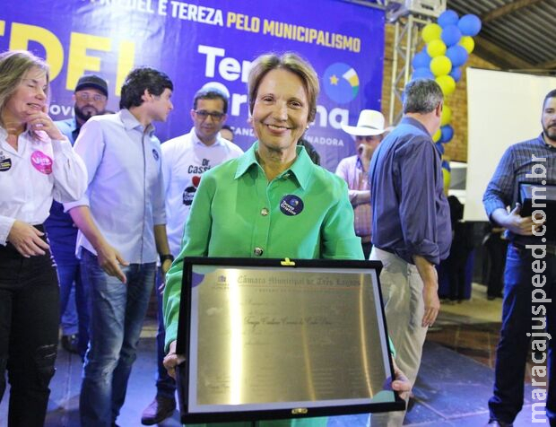 Tereza Cristina recebe Diploma de Mérito Legislativo em Três Lagoas