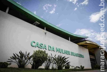 Ao dar banho na filha, mãe descobre que criança de 4 anos foi estuprada pelo avôdrasto Ao dar banho na filha, mãe descobre que criança de 4 anos foi estuprada pelo avôdrasto