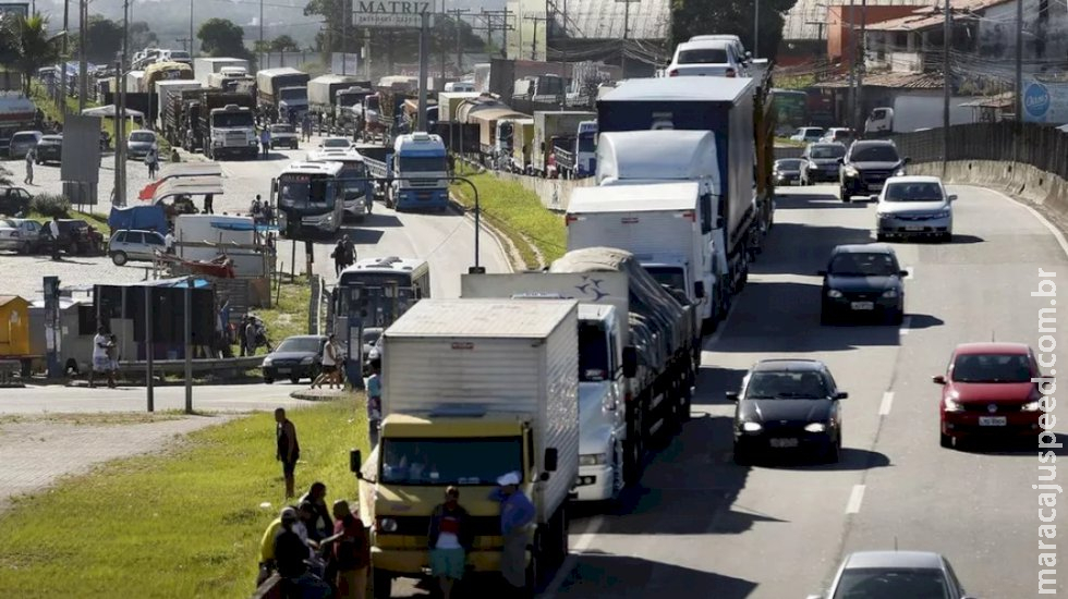 Auxílio caminhoneiro: prazo para autodeclaração vai até segunda Auxílio caminhoneiro: prazo para autodeclaração vai até segunda