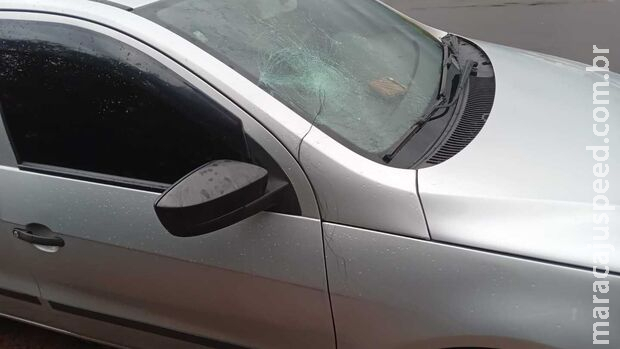 Estudante é atropelada e têm cabelos arrancados na Manoel da Costa Lima Estudante é atropelada e têm cabelos arrancados na Manoel da Costa Lima