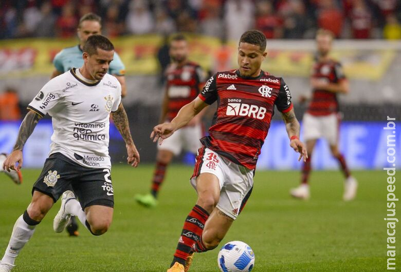 Flamengo e Corinthians decidem vaga na semifinal nesta terça Flamengo e Corinthians decidem vaga na semifinal nesta terça