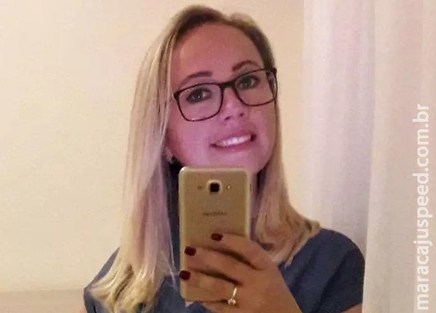 Gerente é morta a facadas por funcionário após advertência em SC Gerente é morta a facadas por funcionário após advertência em SC