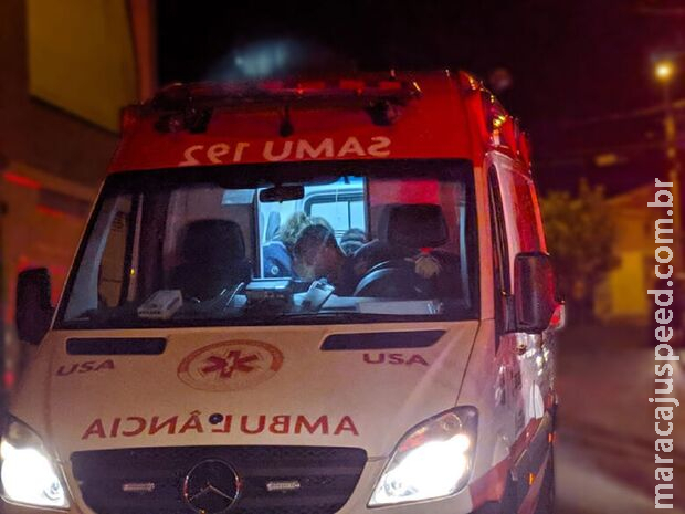 Homem é esfaqueado no pulmão em briga de bar em Água Clara Homem é esfaqueado no pulmão em briga de bar em Água Clara