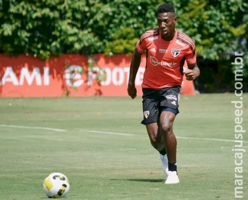 Léo recusa proposta do Angers e decide ficar no São Paulo Léo recusa proposta do Angers e decide ficar no São Paulo