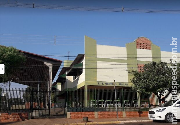 Mãe de aluna liga em escola e ameaça matar professora em Campo Grande Mãe de aluna liga em escola e ameaça matar professora em Campo Grande