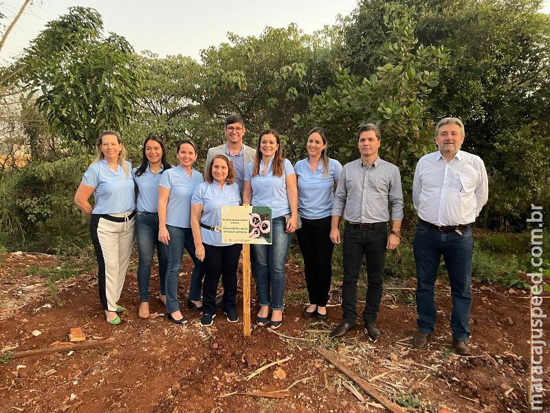 Maracaju: Casa da Amizade, Rotary e Prefeitura Municipal iniciam projeto de reflorestamento das margens ciliar do Córrego dos Bugres Maracaju: Casa da Amizade, Rotary e Prefeitura Municipal iniciam projeto de reflorestamento das margens ciliar do Córrego dos Bugres