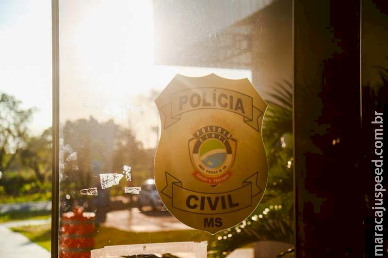 Mulher reage a tentativa de sequestro na saída de academia e bandido é amarrado por vizinhos Mulher reage a tentativa de sequestro na saída de academia e bandido é amarrado por vizinhos