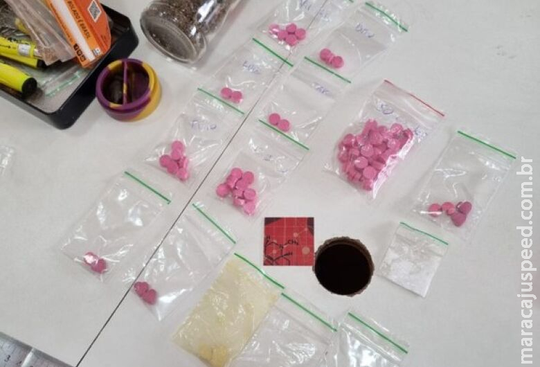 PF cumpre mandado de busca no envio de drogas sintéticas pelos Correios PF cumpre mandado de busca no envio de drogas sintéticas pelos Correios