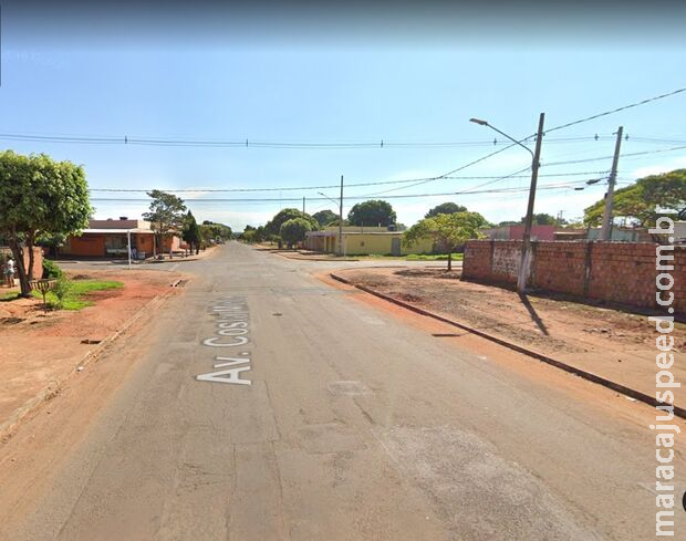 PM resgata três crianças abandonadas sozinhas em casa sem comida PM resgata três crianças abandonadas sozinhas em casa sem comida