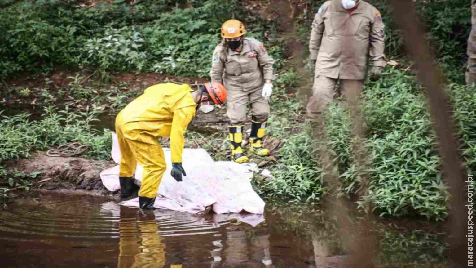 Polícia investiga se pastor encontrado morto em córrego caiu sozinho ou foi empurrado Polícia investiga se pastor encontrado morto em córrego caiu sozinho ou foi empurrado