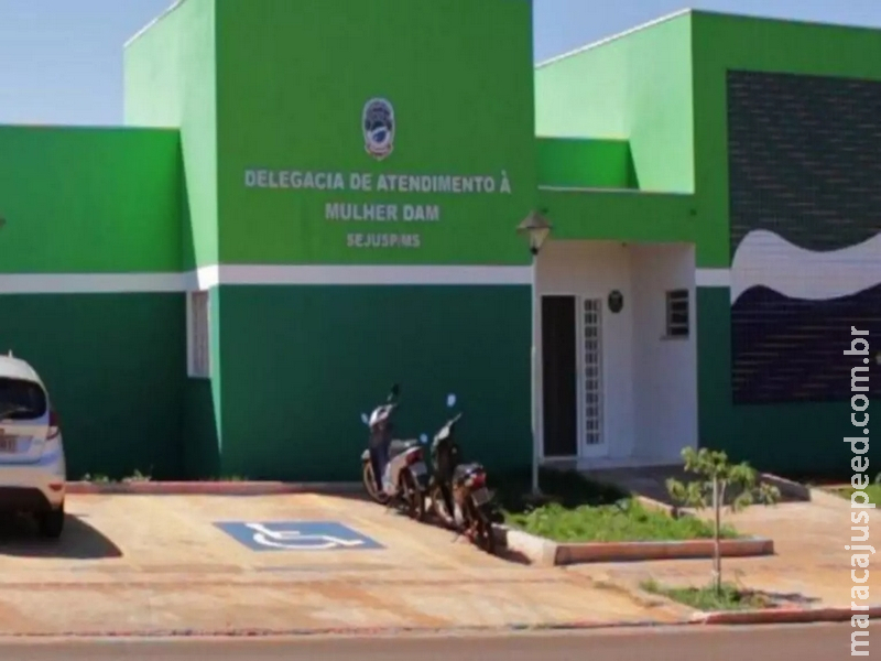 Polícia resgata mulher mantida em cárcere e marido é preso em flagrante Polícia resgata mulher mantida em cárcere e marido é preso em flagrante