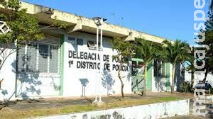 Radialista é esfaqueado após questionar vizinho sobre furto de bateria Radialista é esfaqueado após questionar vizinho sobre furto de bateria