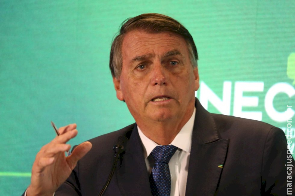 Bolsonaro sanciona lei que dispensa aval do parceiro para realização de laqueadura e vasectomia