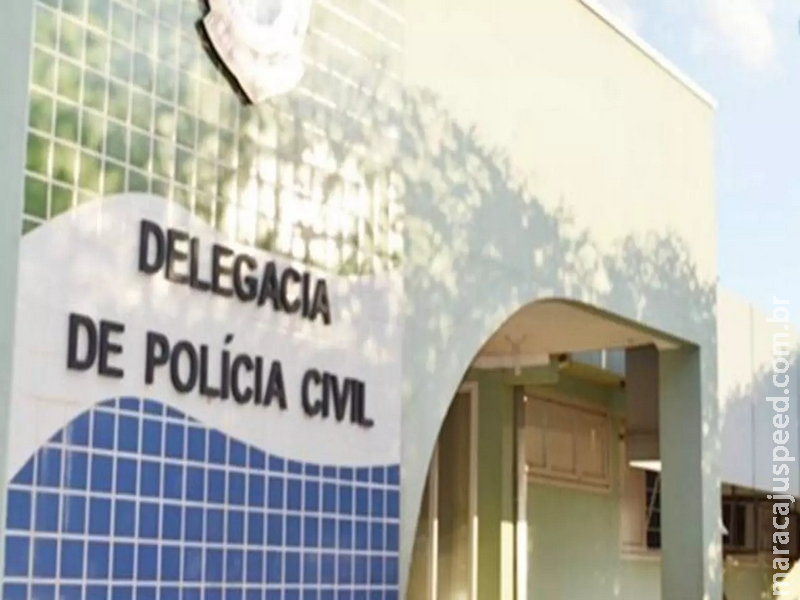 Cliente de bar morre sentado em cadeira enquanto proprietária fechava local
