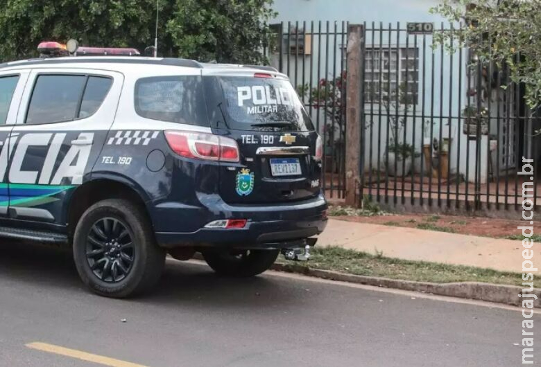 Colega de trabalho encontra homem morto após ele não responder a chamados Colega de trabalho encontra homem morto após ele não responder a chamados