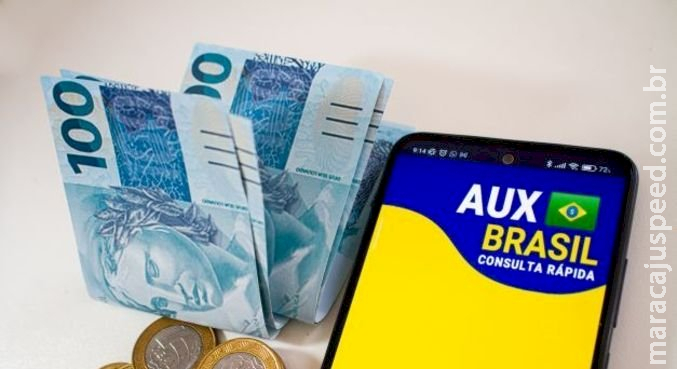 Consignado do Auxílio Brasil terá até 3,5% de juros e 24 parcelas Consignado do Auxílio Brasil terá até 3,5% de juros e 24 parcelas