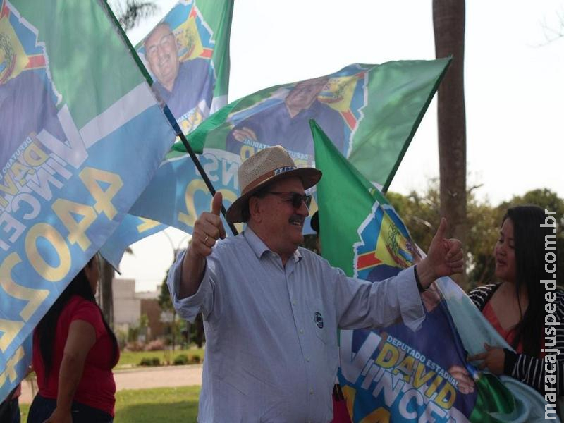 David Vincensi faz “bandeiraços” em Maracaju e Rio Brilhante David Vincensi faz “bandeiraços” em Maracaju e Rio Brilhante