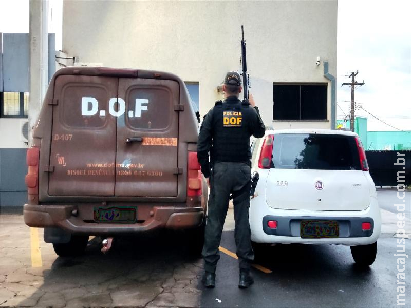 DOF apreende veículo adulterado que seria utilizado no contrabando e descaminho DOF apreende veículo adulterado que seria utilizado no contrabando e descaminho