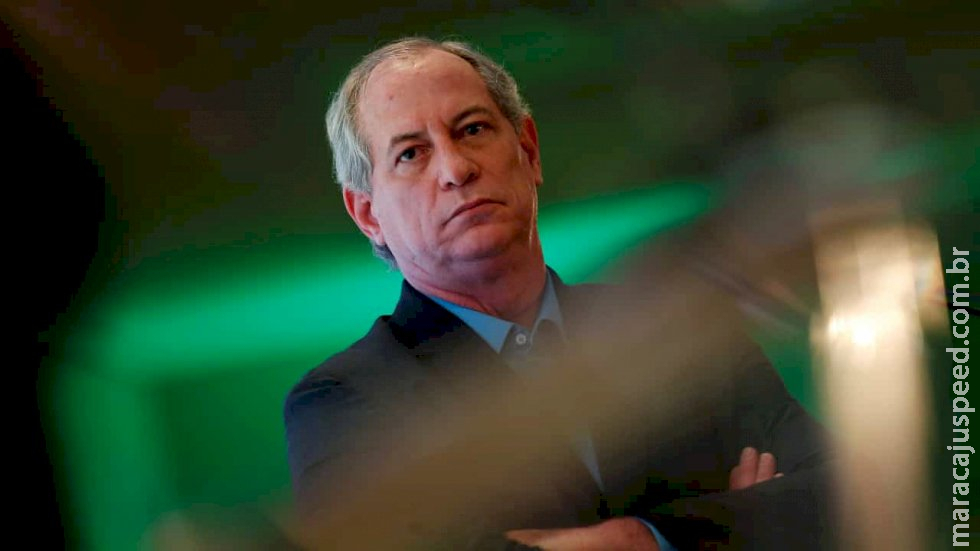 Família de Lula aciona Ciro na Justiça por dizer que petista tem Família de Lula aciona Ciro na Justiça por dizer que petista tem