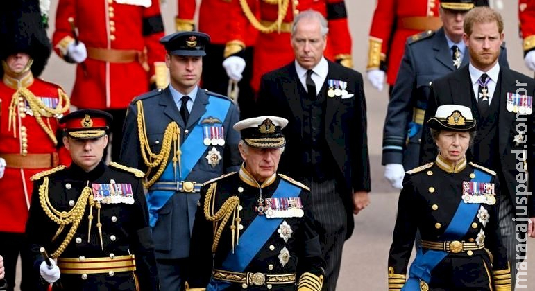 Família Real se despede de Elizabeth 2ª em cerimônia privada Família Real se despede de Elizabeth 2ª em cerimônia privada