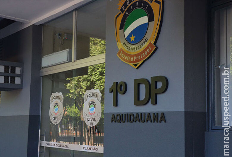 Homem é levado para delegacia após tentar invadir casa de inquilina Homem é levado para delegacia após tentar invadir casa de inquilina
