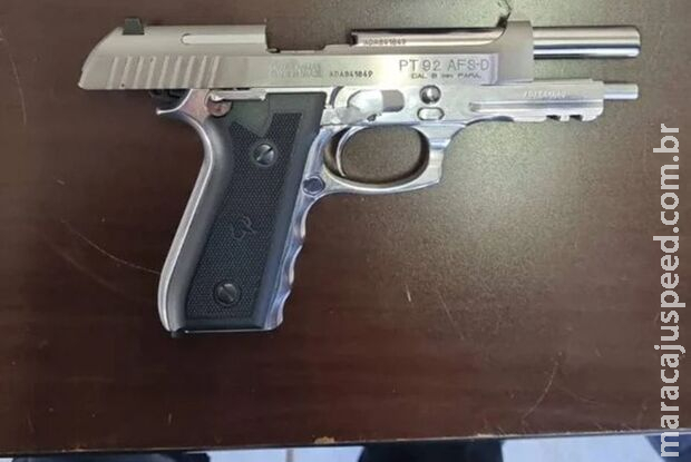 Jovem tenta esconder arma em caixa e acaba preso em Campo Grande