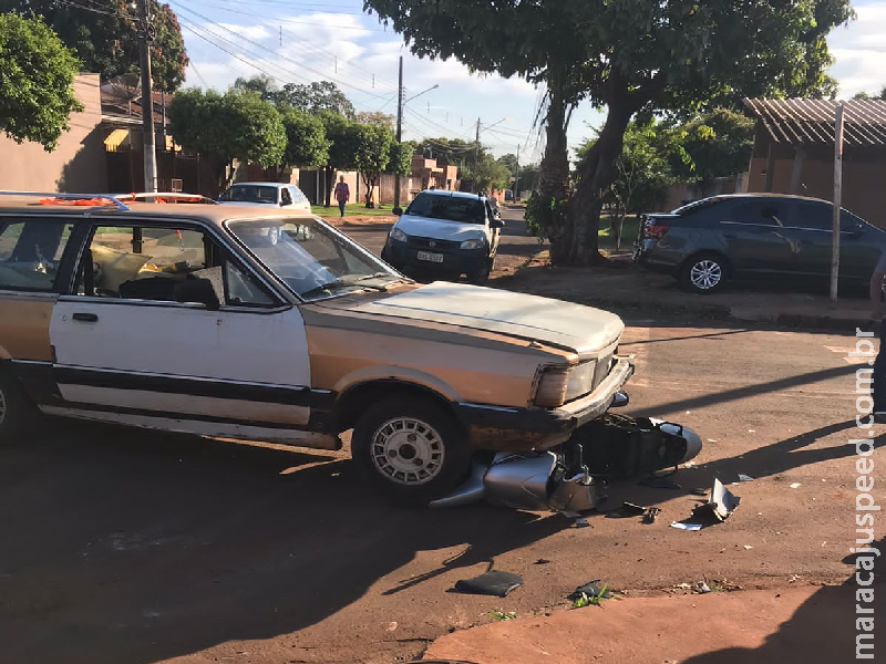 Maracaju: Acidente envolvendo veículo Ford/Del Rey Ouro e motocicleta Biz na Vila Prateada