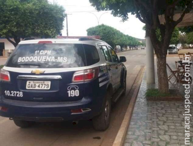 Menina de 5 anos é estuprada e mãe tenta acusar o pai, mas acaba presa Menina de 5 anos é estuprada e mãe tenta acusar o pai, mas acaba presa