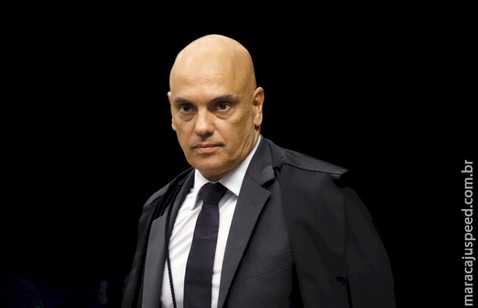 Moraes rejeita pedido do governo para divulgar novo cartão Auxílio Brasil