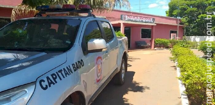 Mulher recebe ligação e é executada na porta de casa na fronteira Mulher recebe ligação e é executada na porta de casa na fronteira