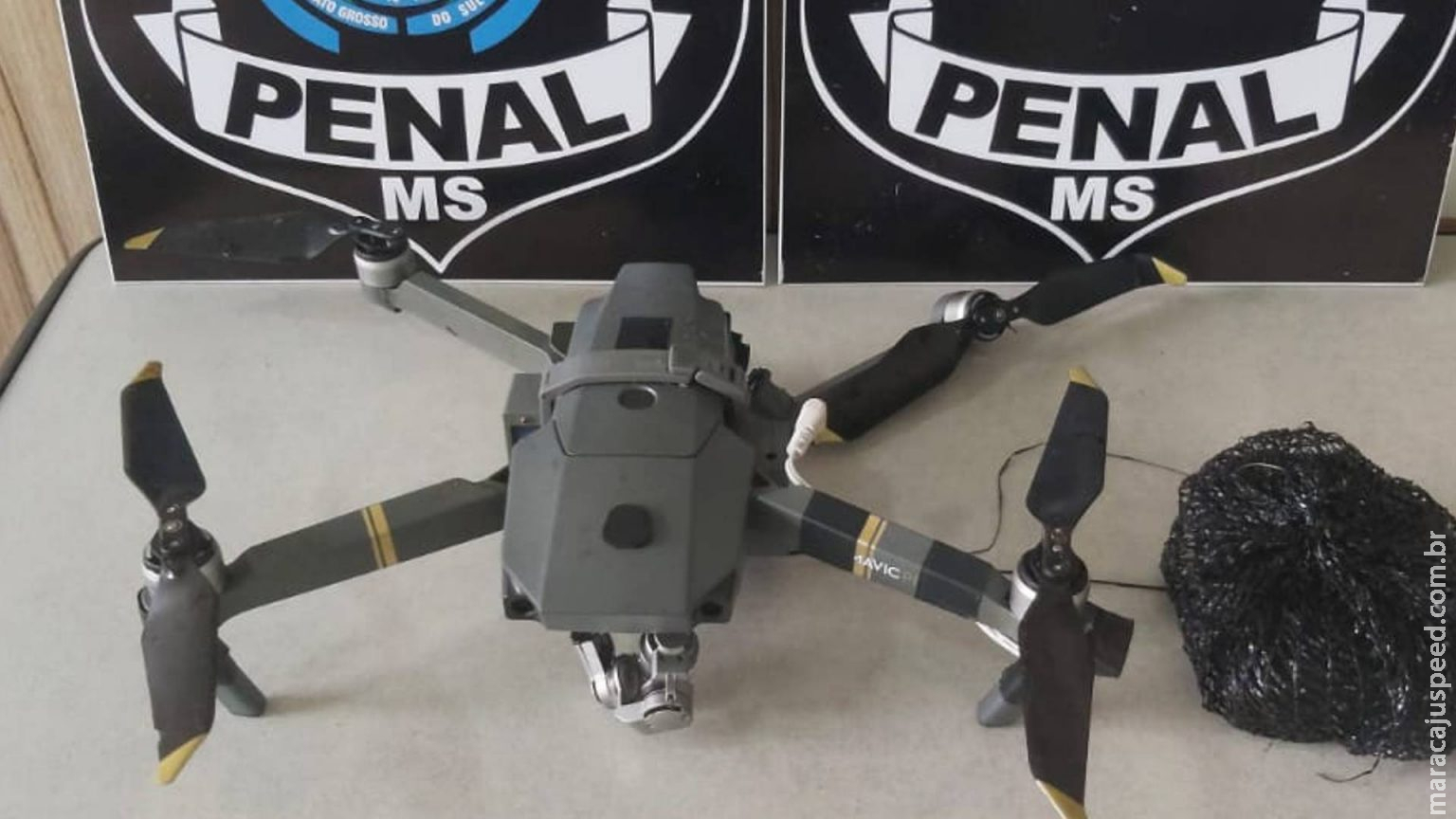 Polícia abate drone que sobrevoava penitenciária para entrega de drogas para detentos Polícia abate drone que sobrevoava penitenciária para entrega de drogas para detentos