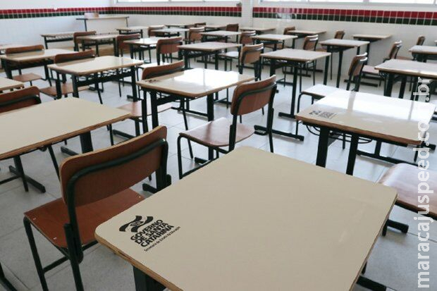 Secretaria investiga ida de professores com alunos a motéis em SC Secretaria investiga ida de professores com alunos a motéis em SC
