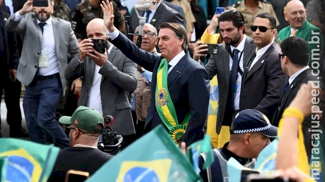 TSE nega pedido para investigar se campanha de Bolsonaro bancou apoiadores no 7/9