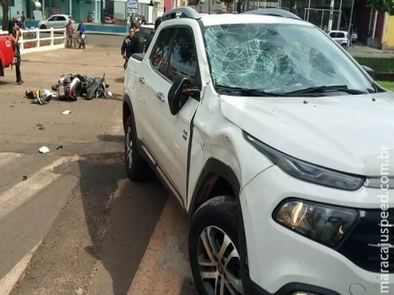 Acidente em cruzamento acaba com motociclista morto em cidade de MS Acidente em cruzamento acaba com motociclista morto em cidade de MS