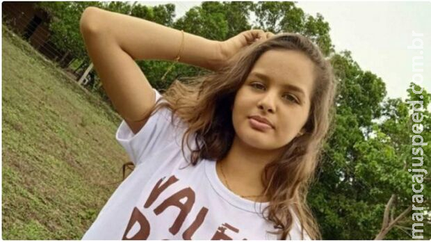 Adolescente morre eletrocutada ao tocar em TV Adolescente morre eletrocutada ao tocar em TV