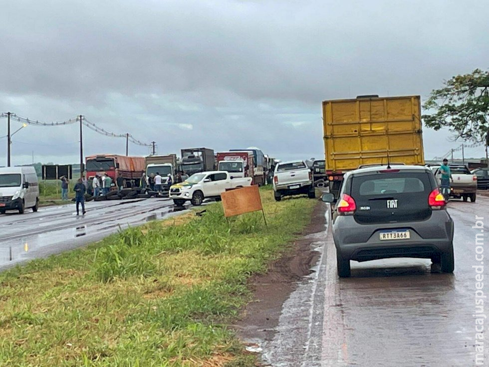 Ao todo, 14 trechos de rodovias estão bloqueados em Mato Grosso do Sul